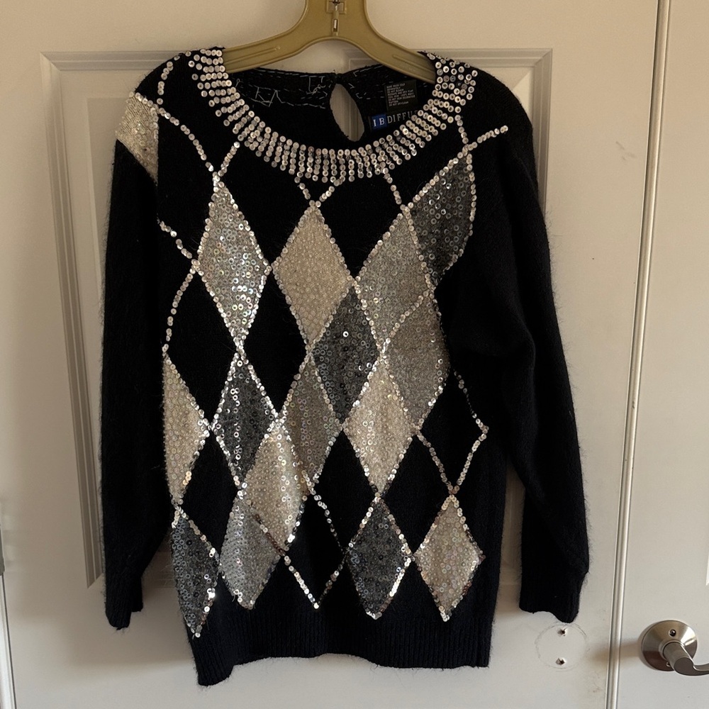 90's Y2K I. B. Diffusion Black and Silver Argyle Sweater sequins Size Small